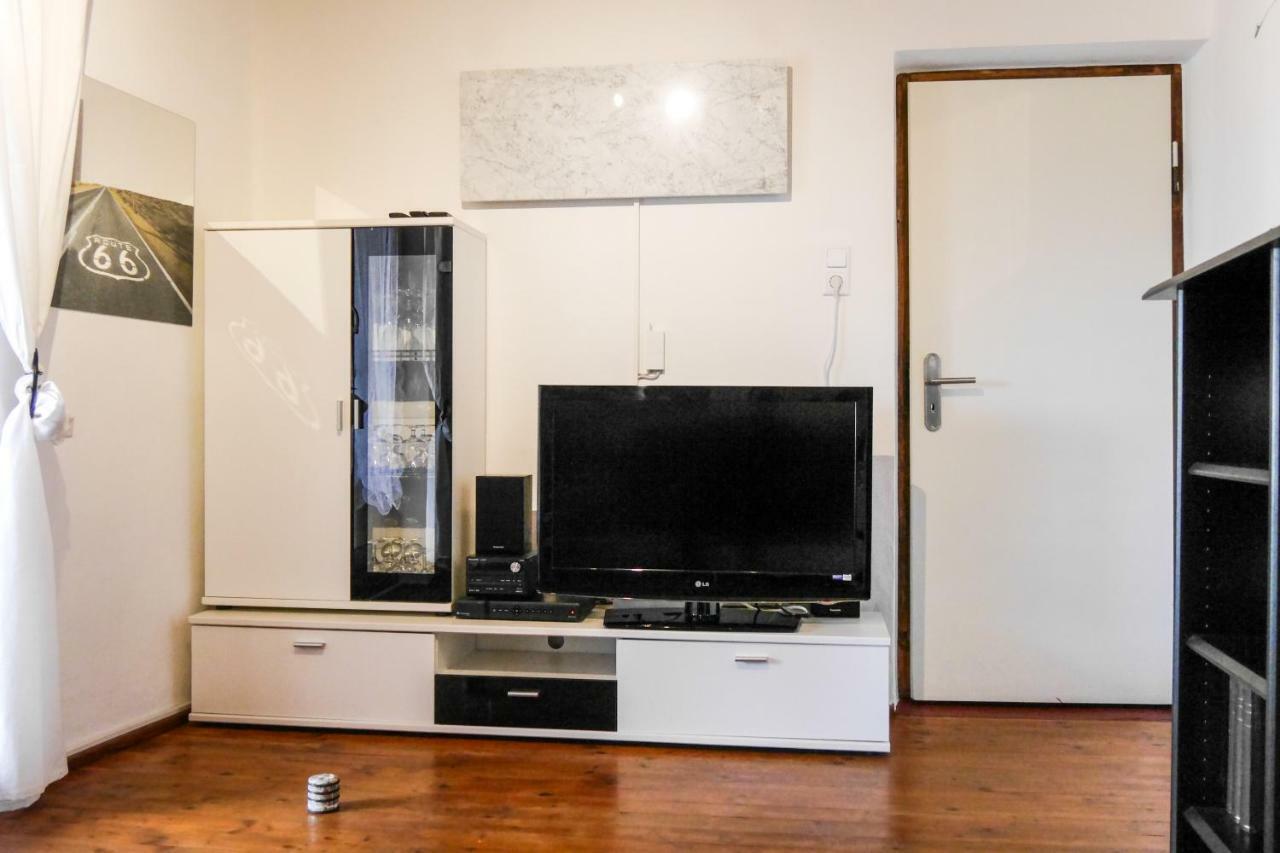 Ferienwohnung Lispet Neuötting Buitenkant foto