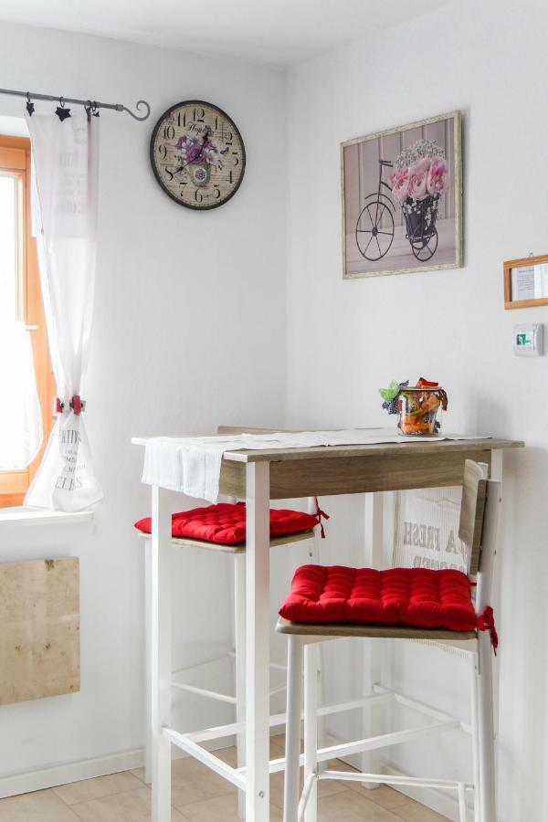 Ferienwohnung Lispet Neuötting Buitenkant foto