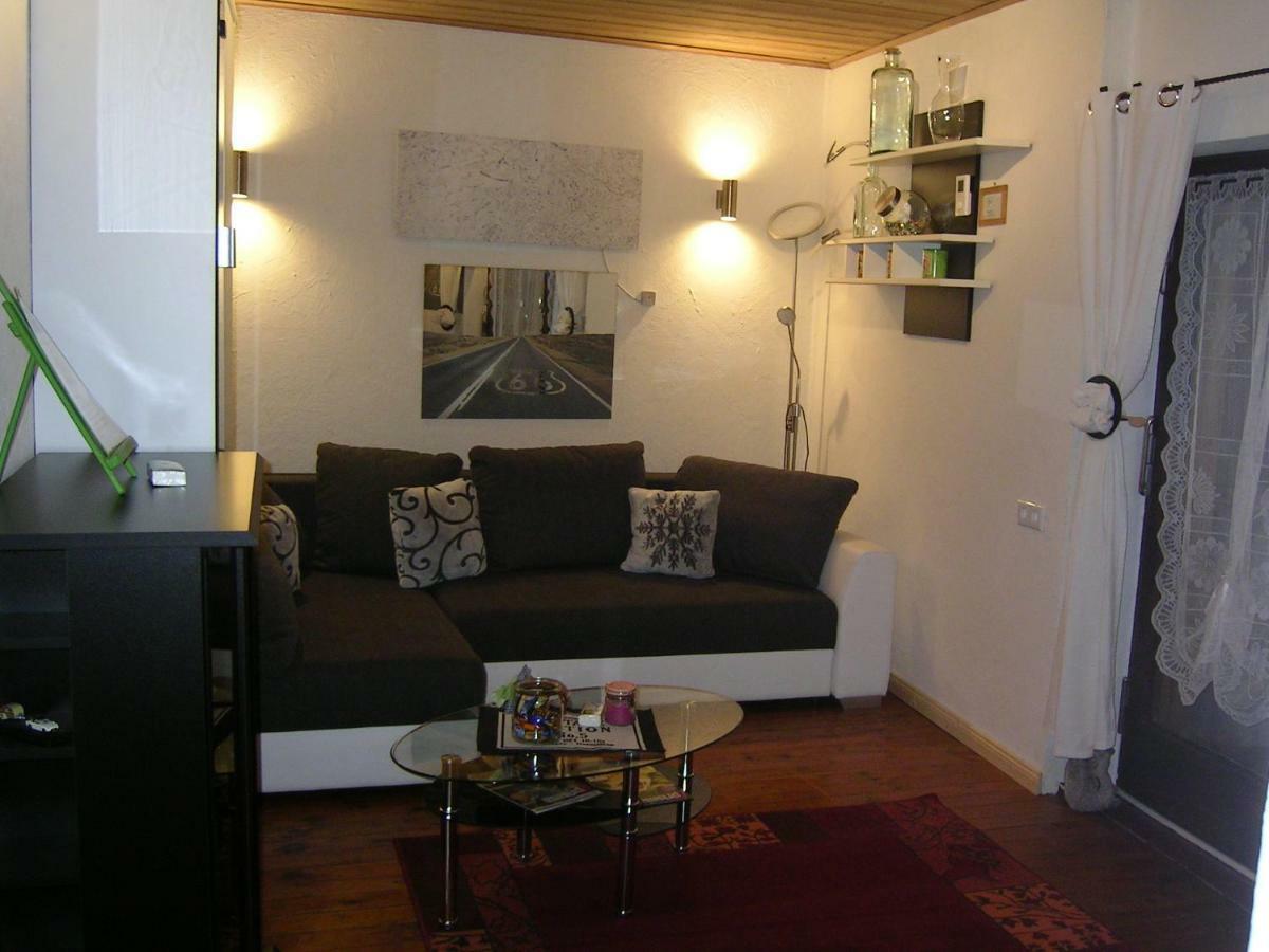 Ferienwohnung Lispet Neuötting Buitenkant foto