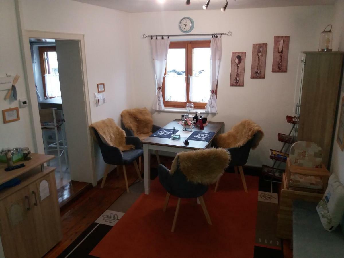 Ferienwohnung Lispet Neuötting Buitenkant foto